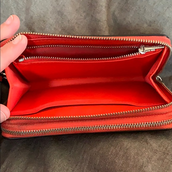 Authentic Coach Wallet/Wristlet - Picture 8 of 8
